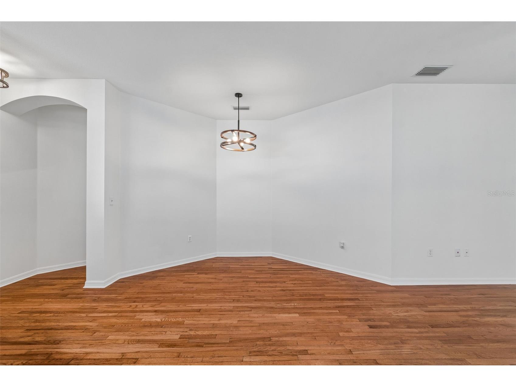 34534 Dellwood Way Zephyrhills FL 33541 TB8523791 image17