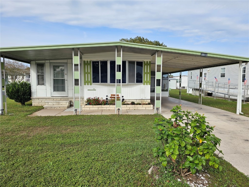 34537 Petunia Place Zephyrhills FL 33541 T3490193 image1