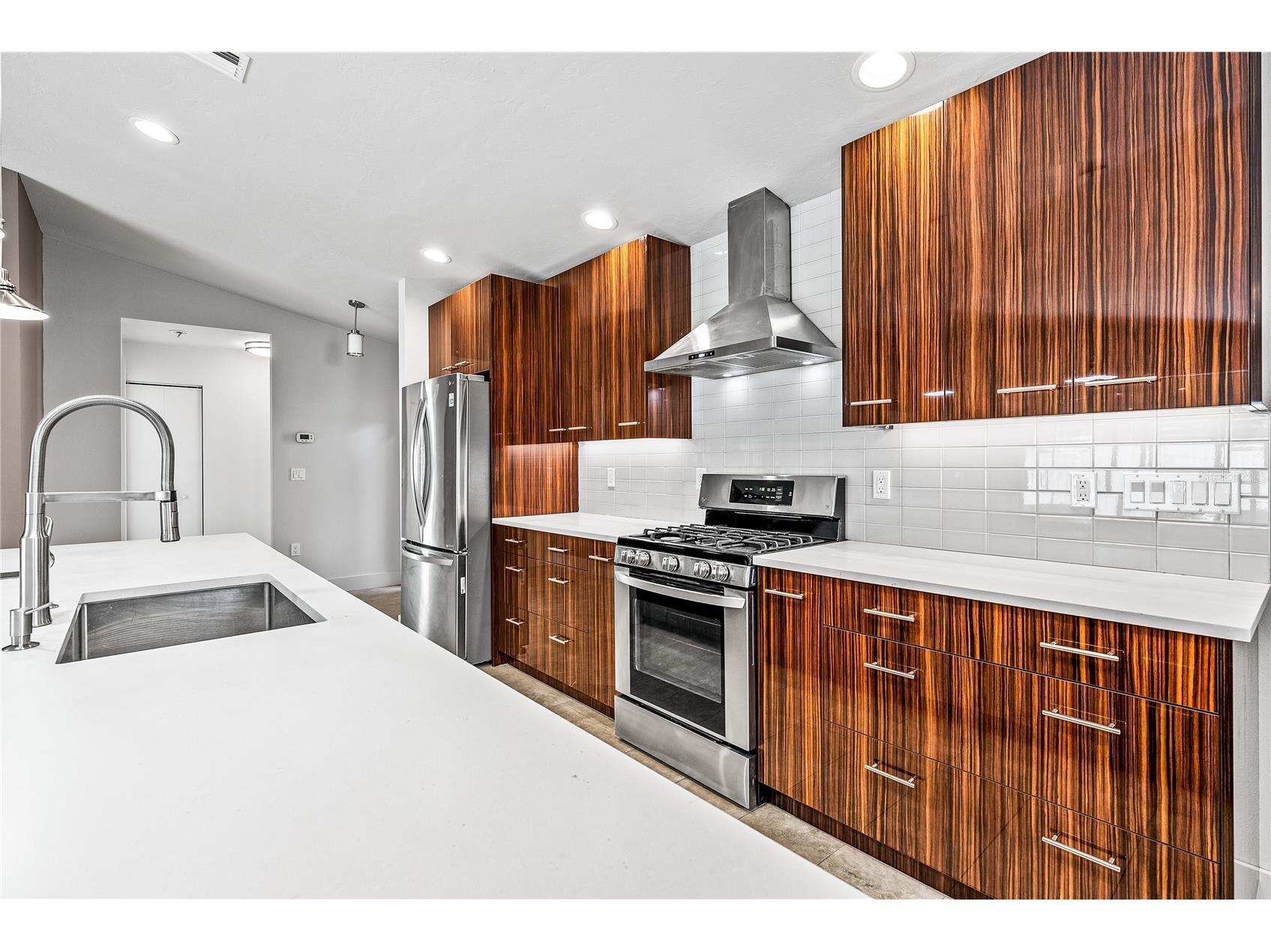 3454 Yonge Avenue #79 Sarasota FL 34235 A4689920 image15