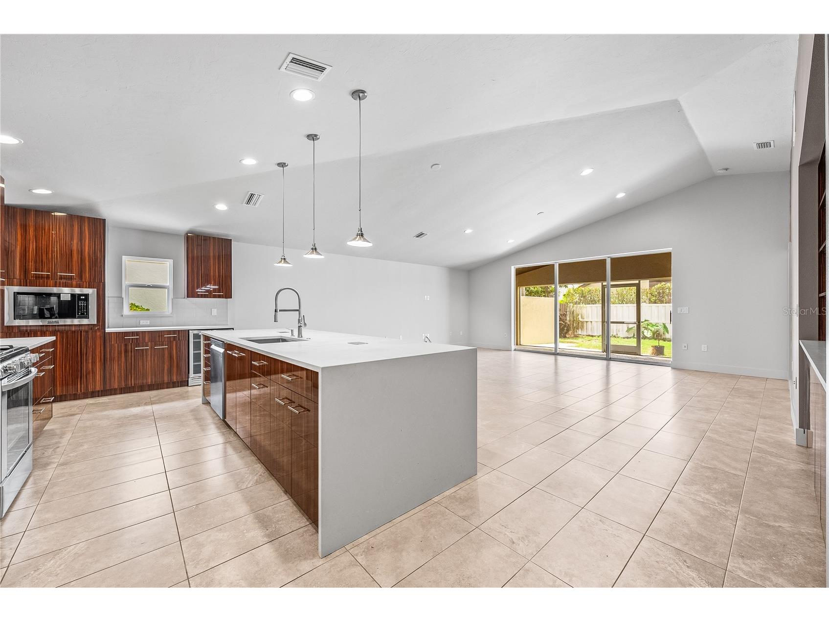 3454 Yonge Avenue #79 Sarasota FL 34235 A4689920 image5