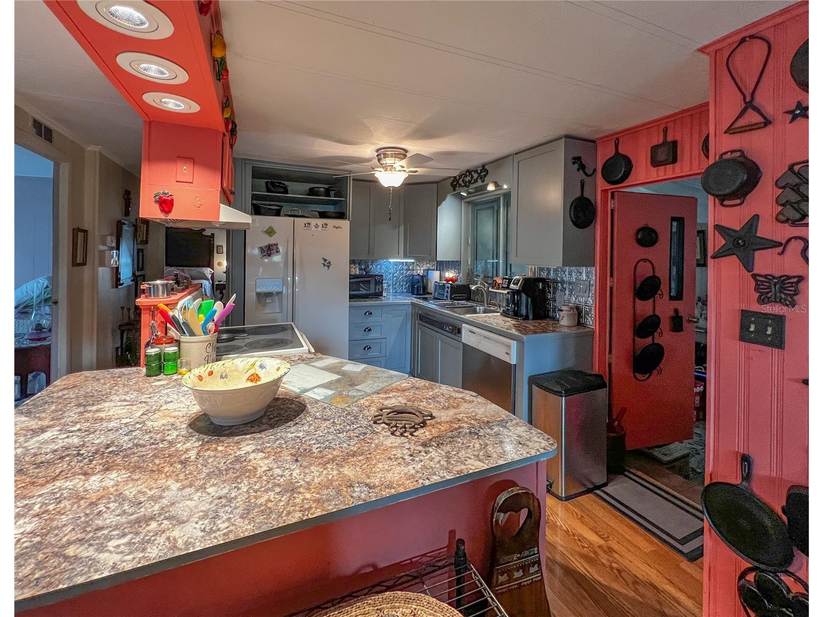 34543 Rosebud Row Zephyrhills FL 33541 TB8464419 image8