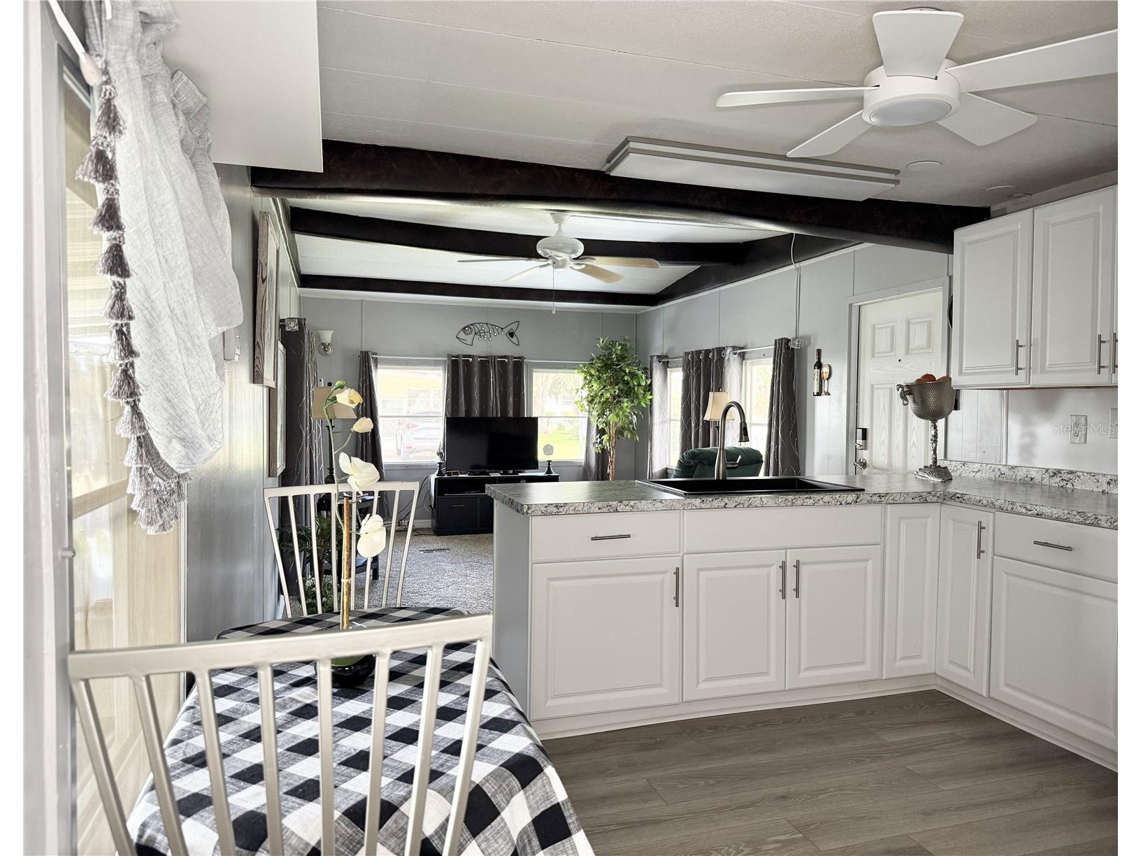34543 Sweetpea Lane Zephyrhills FL 33541 TB8472645 image8