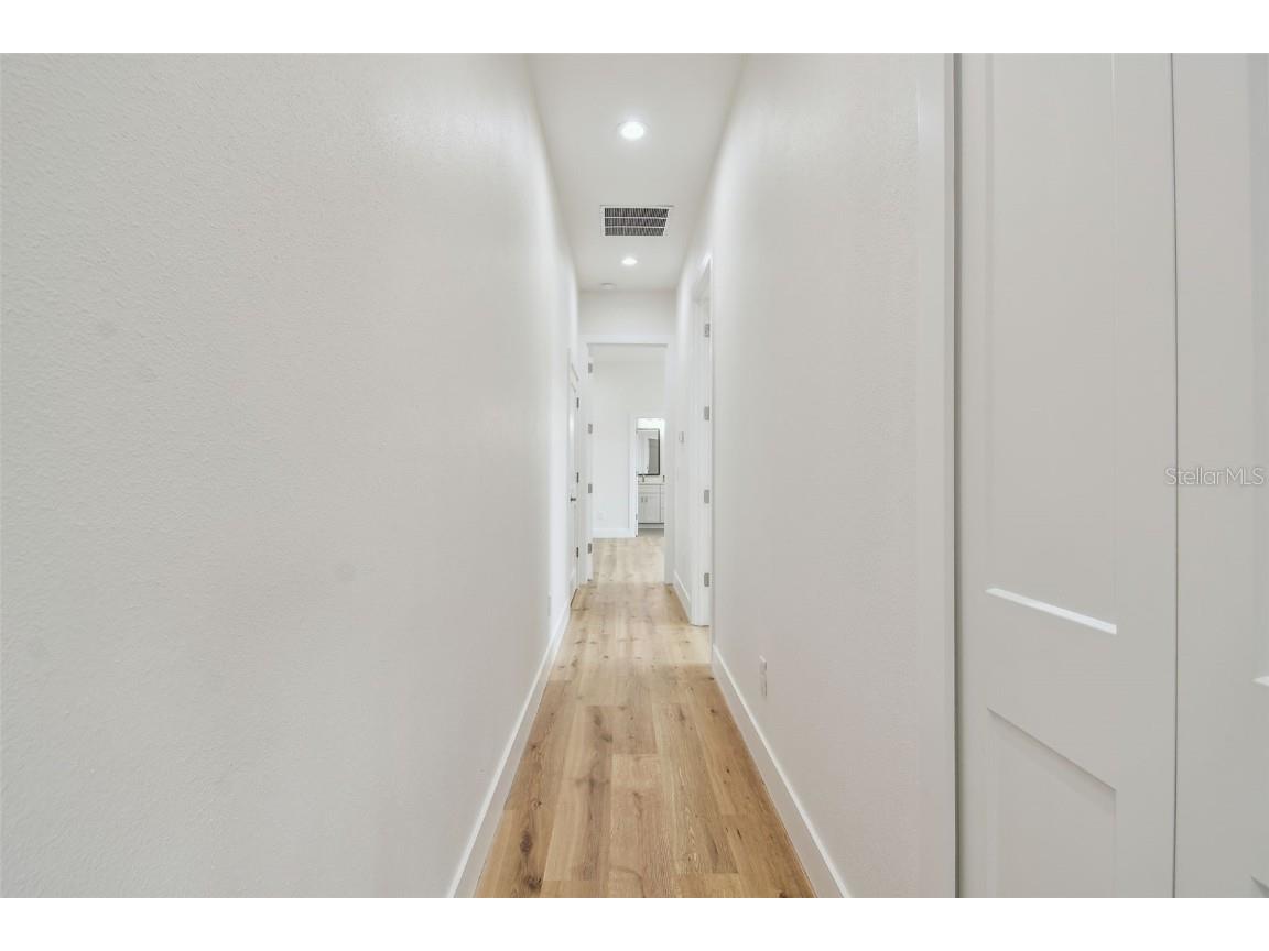 3455 17th Avenue S Saint Petersburg FL 33711 TB8411659 image27