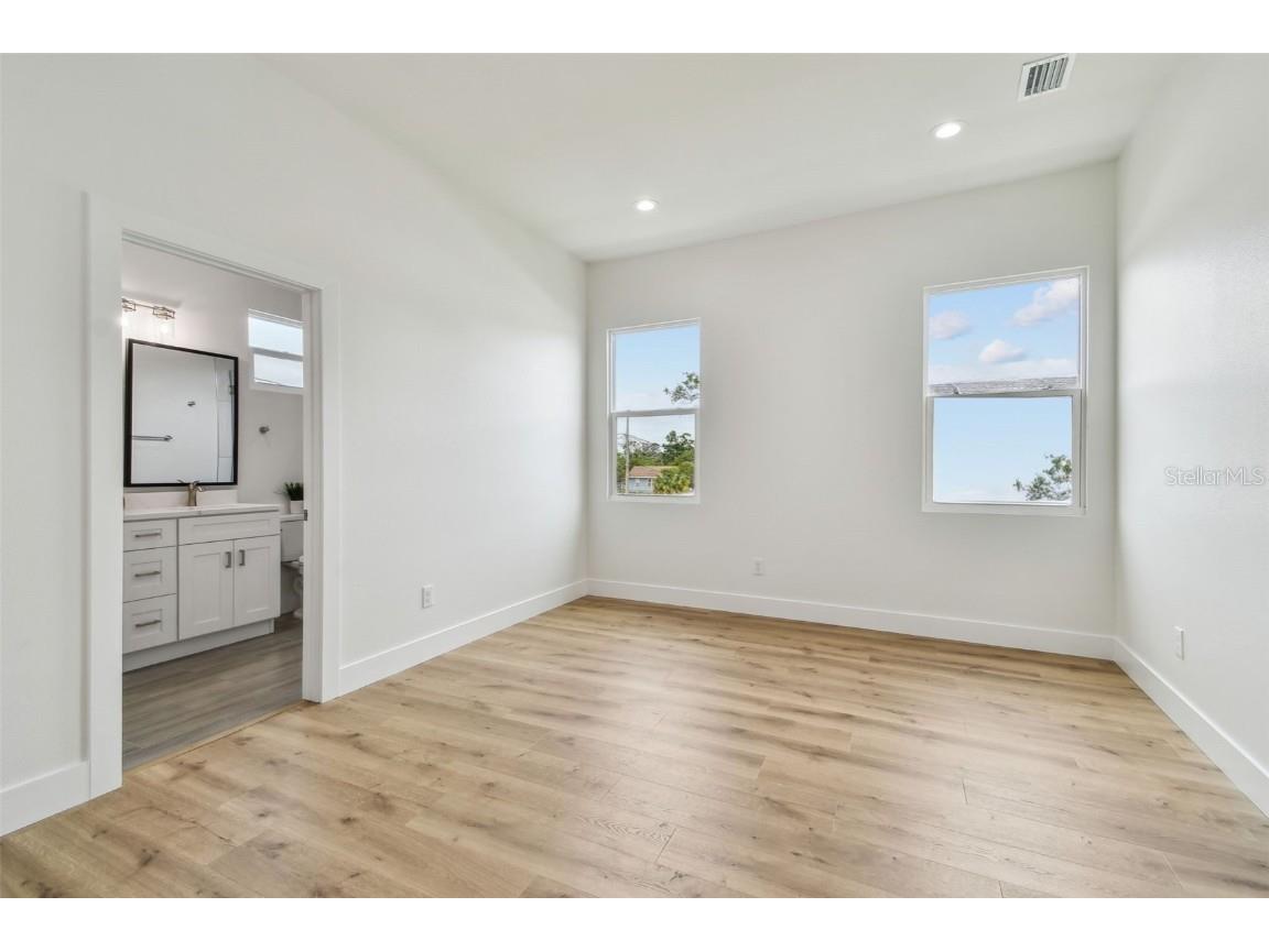 3455 17th Avenue S Saint Petersburg FL 33711 TB8411659 image33