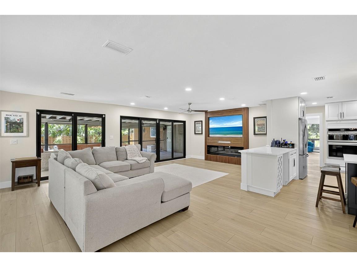 3455 Anglin Drive Sarasota FL 34242 A4673758 image19