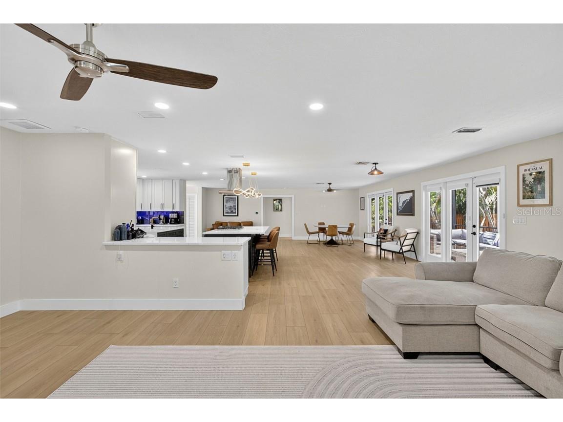 3455 Anglin Drive Sarasota FL 34242 A4673758 image21