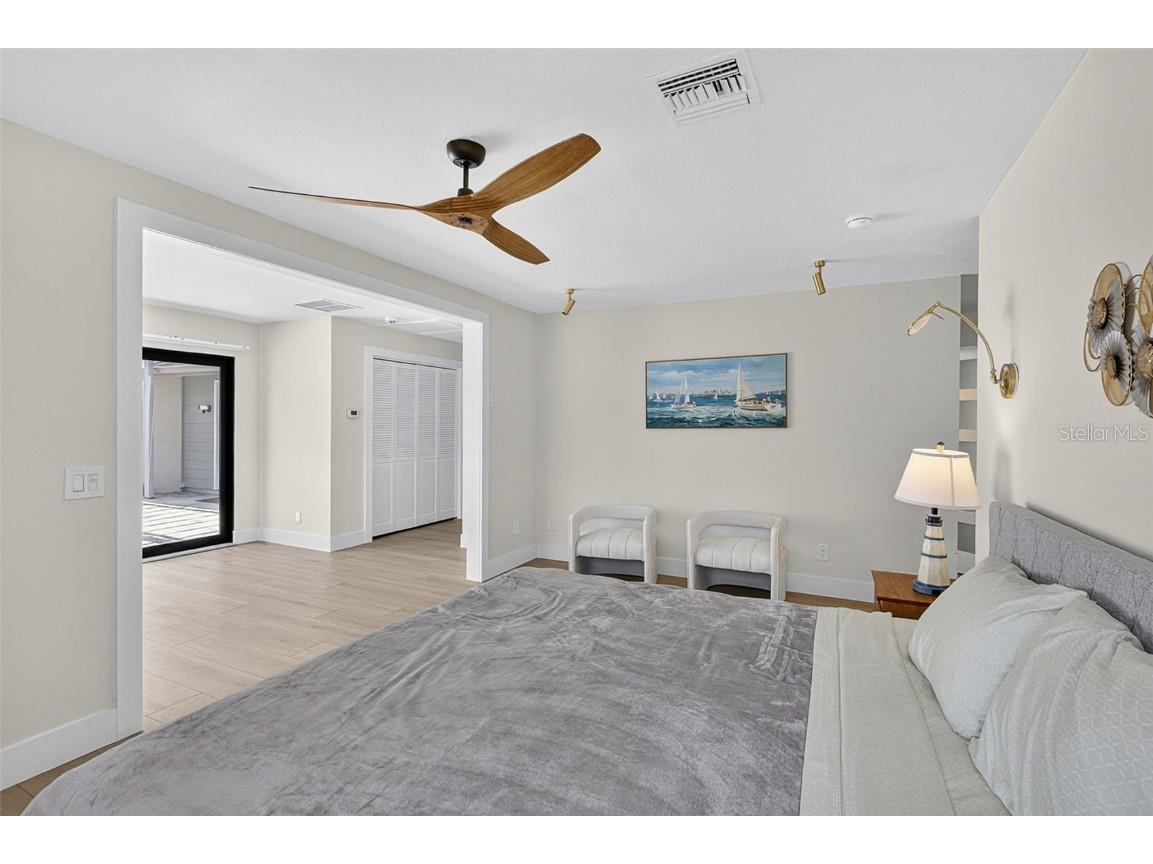 3455 Anglin Drive Sarasota FL 34242 A4673758 image29