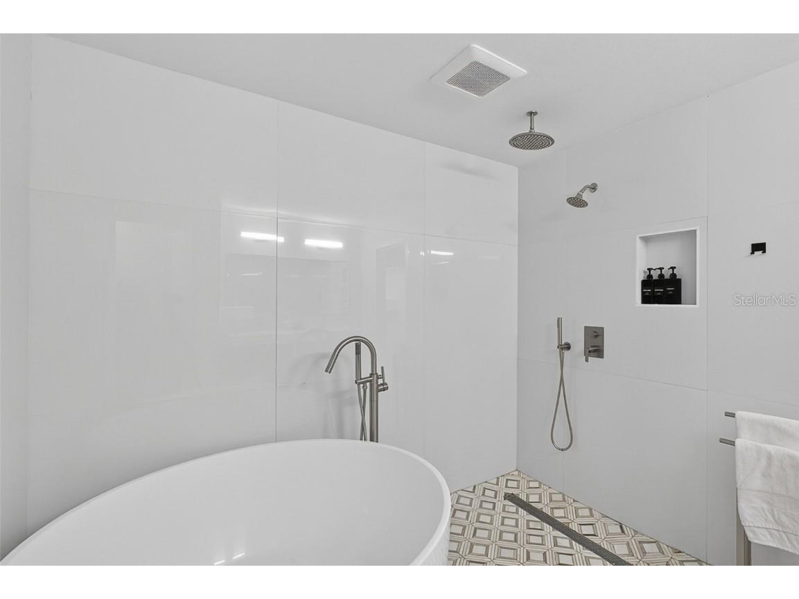 3455 Anglin Drive Sarasota FL 34242 A4673758 image33