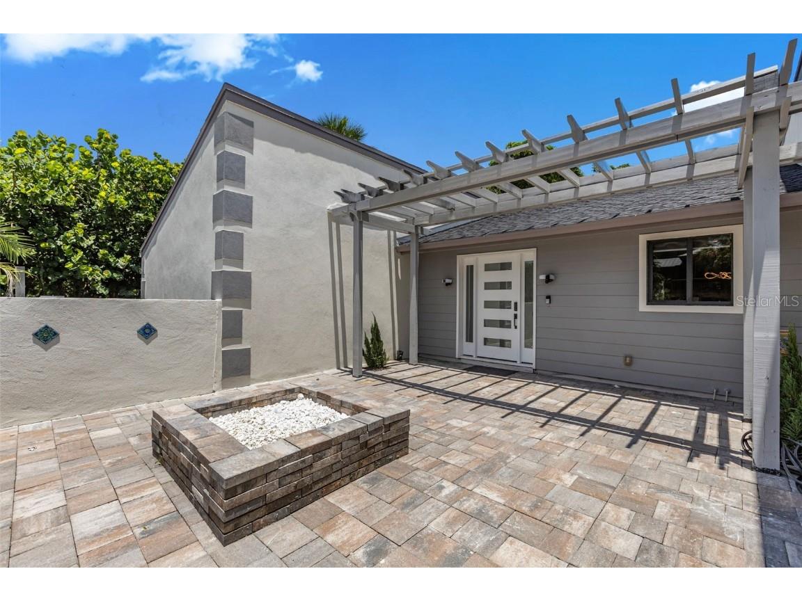 3455 Anglin Drive Sarasota FL 34242 A4673758 image4