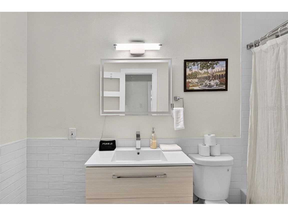 3455 Anglin Drive Sarasota FL 34242 A4673758 image43