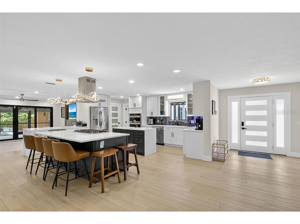 3455 Anglin Drive Sarasota FL 34242 A4673758 image9