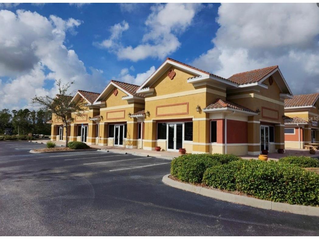 3455 Bobcat Village Center Road #18 North Port FL 34288 C7514155 image1