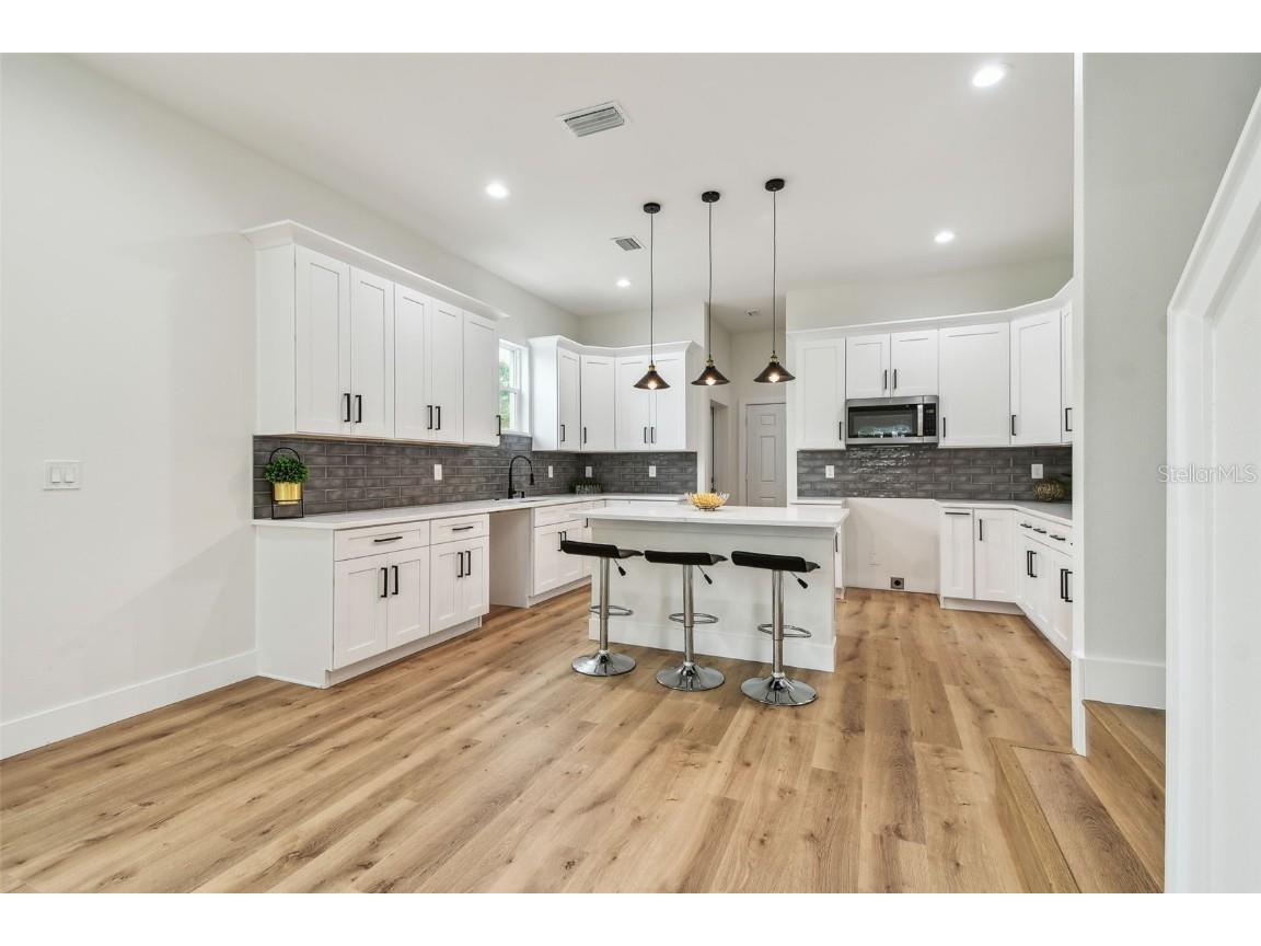 3457 17th Avenue S Saint Petersburg FL 33711 TB8411734 image10