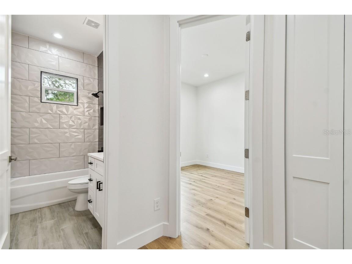 3457 17th Avenue S Saint Petersburg FL 33711 TB8411734 image19