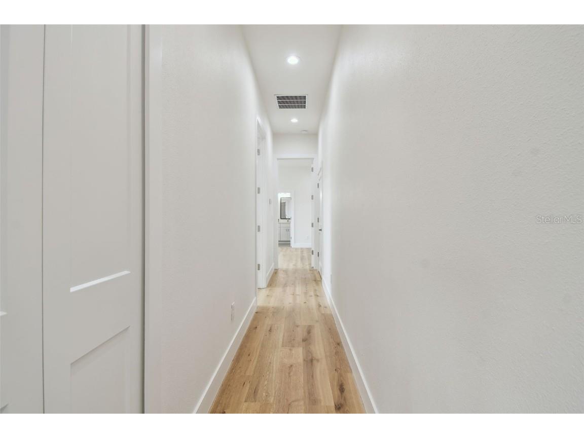 3457 17th Avenue S Saint Petersburg FL 33711 TB8411734 image27