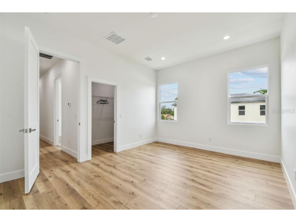 3457 17th Avenue S Saint Petersburg FL 33711 TB8411734 image32