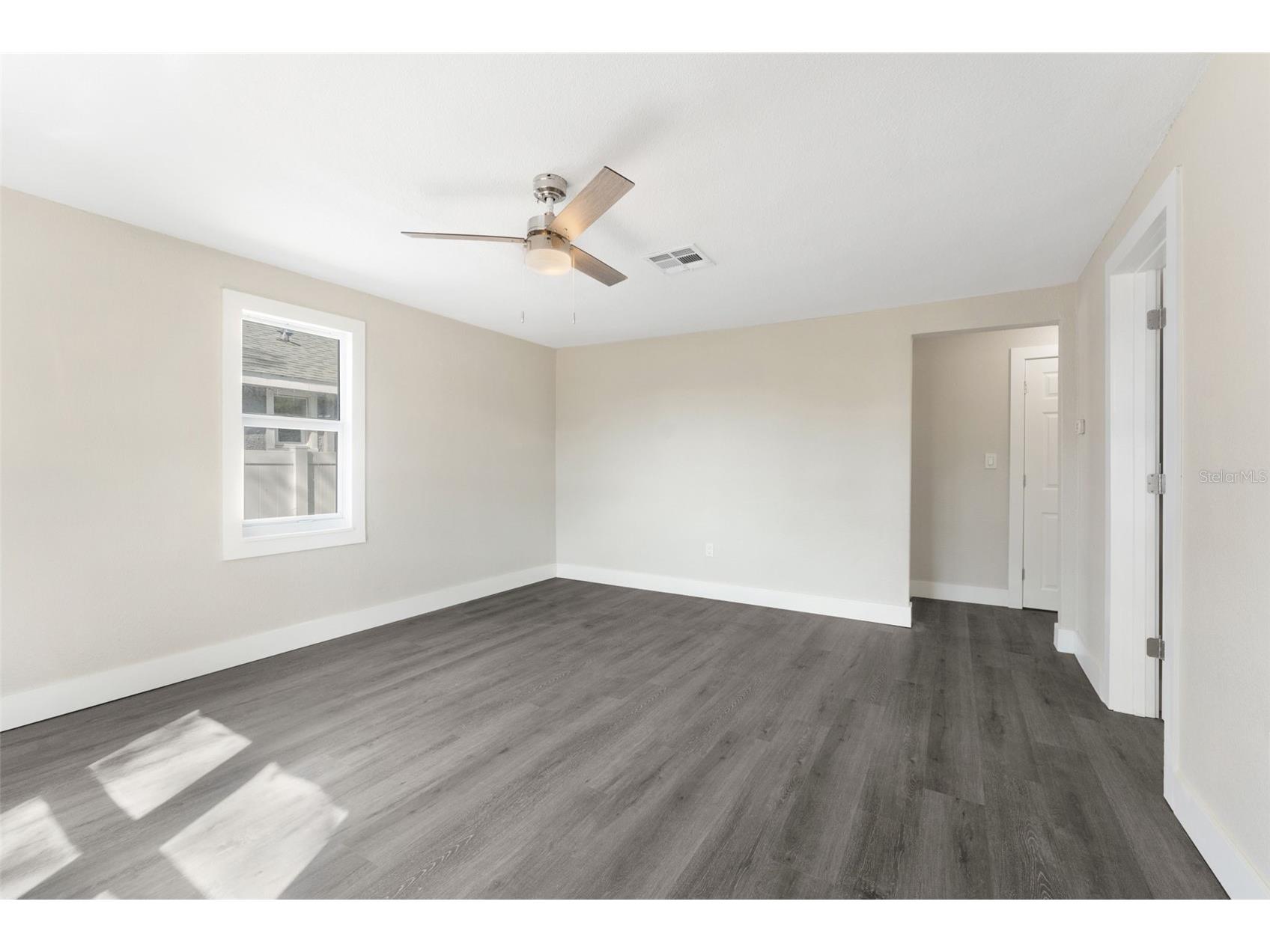 3457 50th Avenue N Saint Petersburg FL 33714 TB8480675 image6