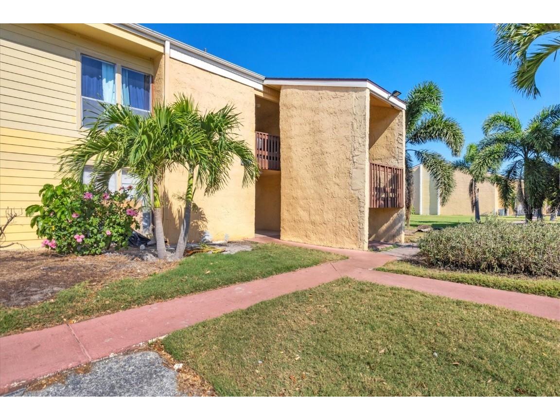 3457 Clark Road #156 Sarasota FL 34231 A4646309 image2