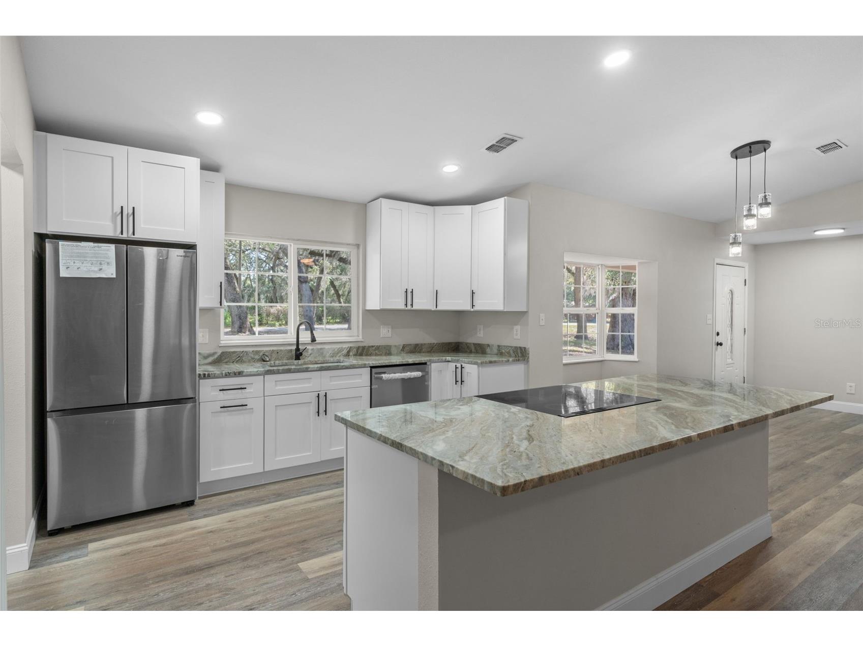 34575 Orchid Parkway Dade City FL 33523 - LAKE ELIZABETH AND LAKE GENEVA W7885394 image21