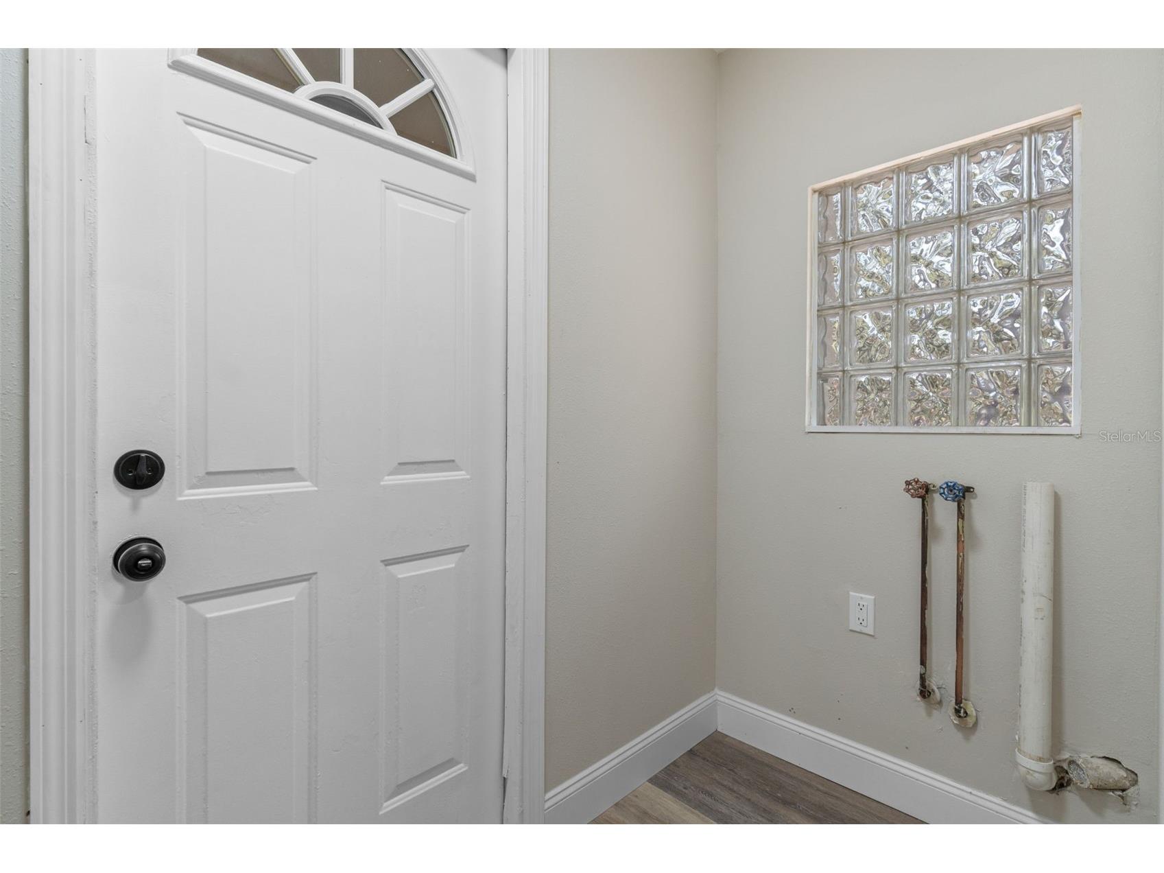 34575 Orchid Parkway Dade City FL 33523 - LAKE ELIZABETH AND LAKE GENEVA W7885394 image22