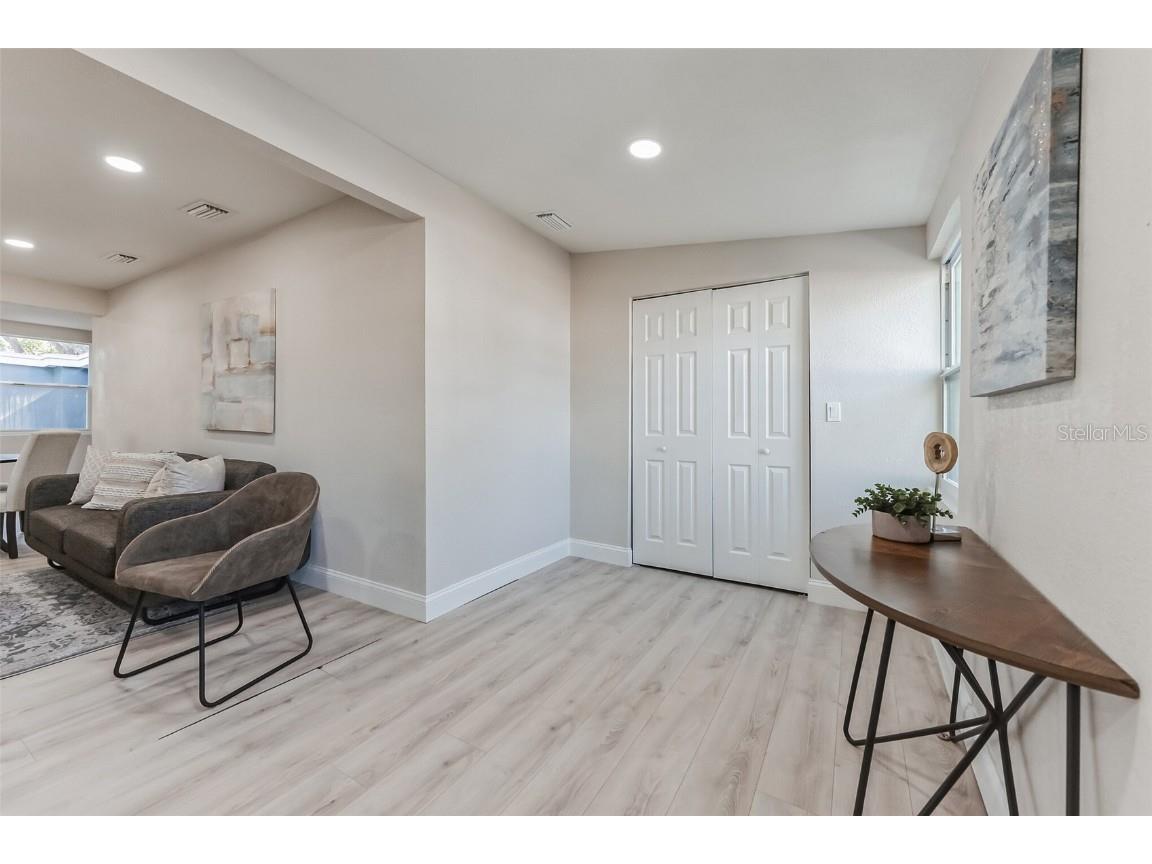 3458 Queensboro Avenue S Saint Petersburg FL 33711 O6330045 image10