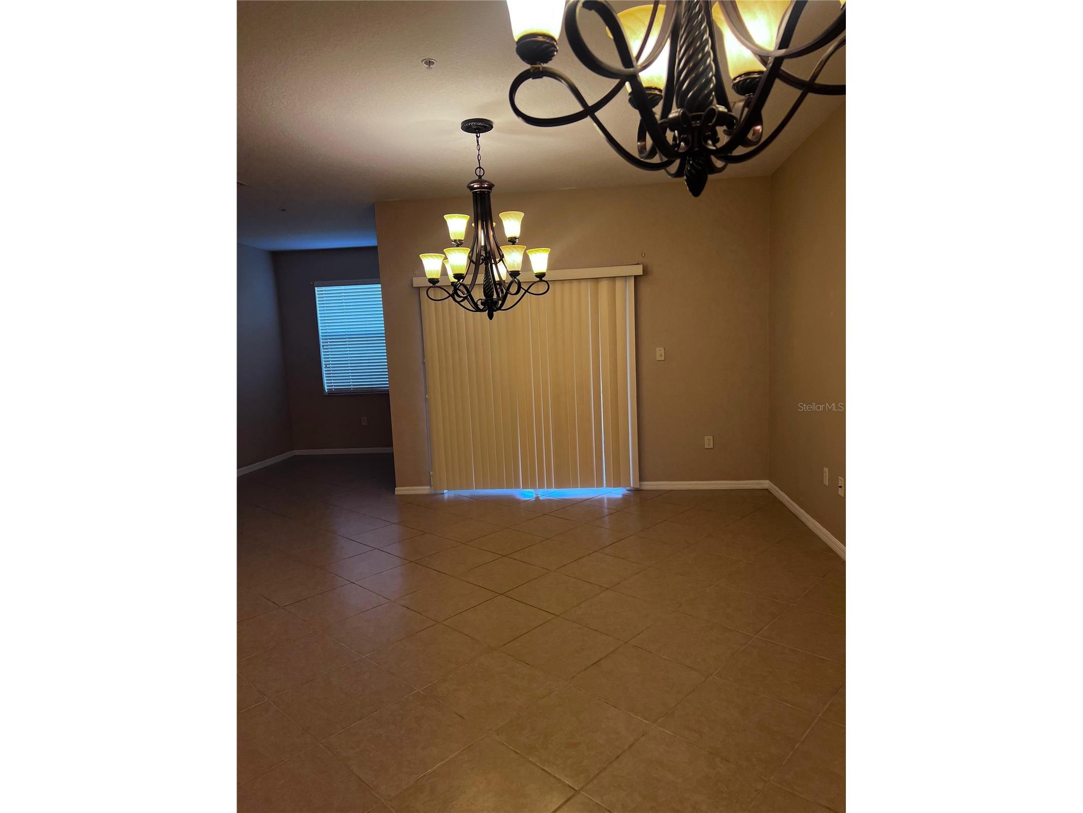 3459 Parkridge Cir #103 Sarasota FL 34243 TB8483447 image3