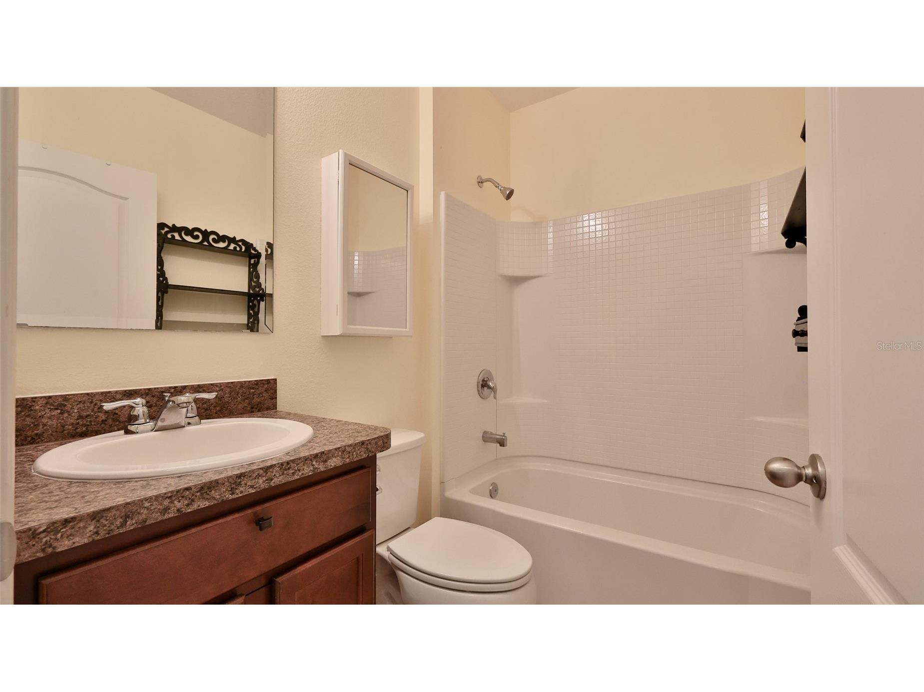 346 Admiralty Court Edgewater FL 32141 O6413963 image17
