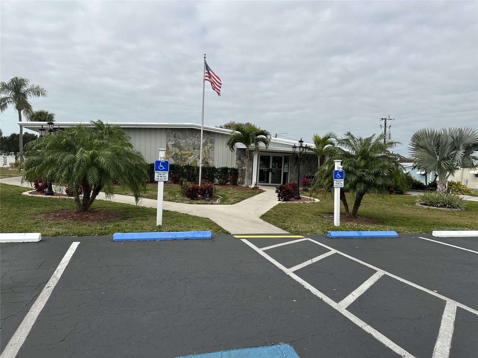 346 Andros Drive Sarasota FL 34233 A4691142 image33