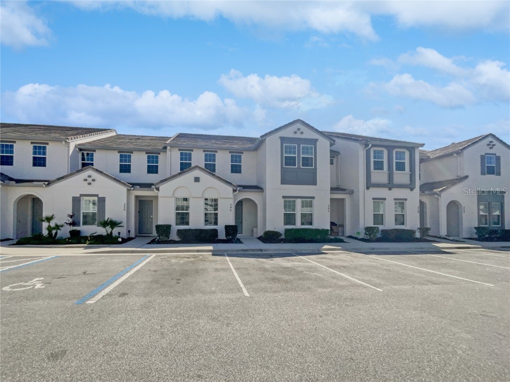 346 Captiva Drive Davenport FL 33896 O6183281 image1