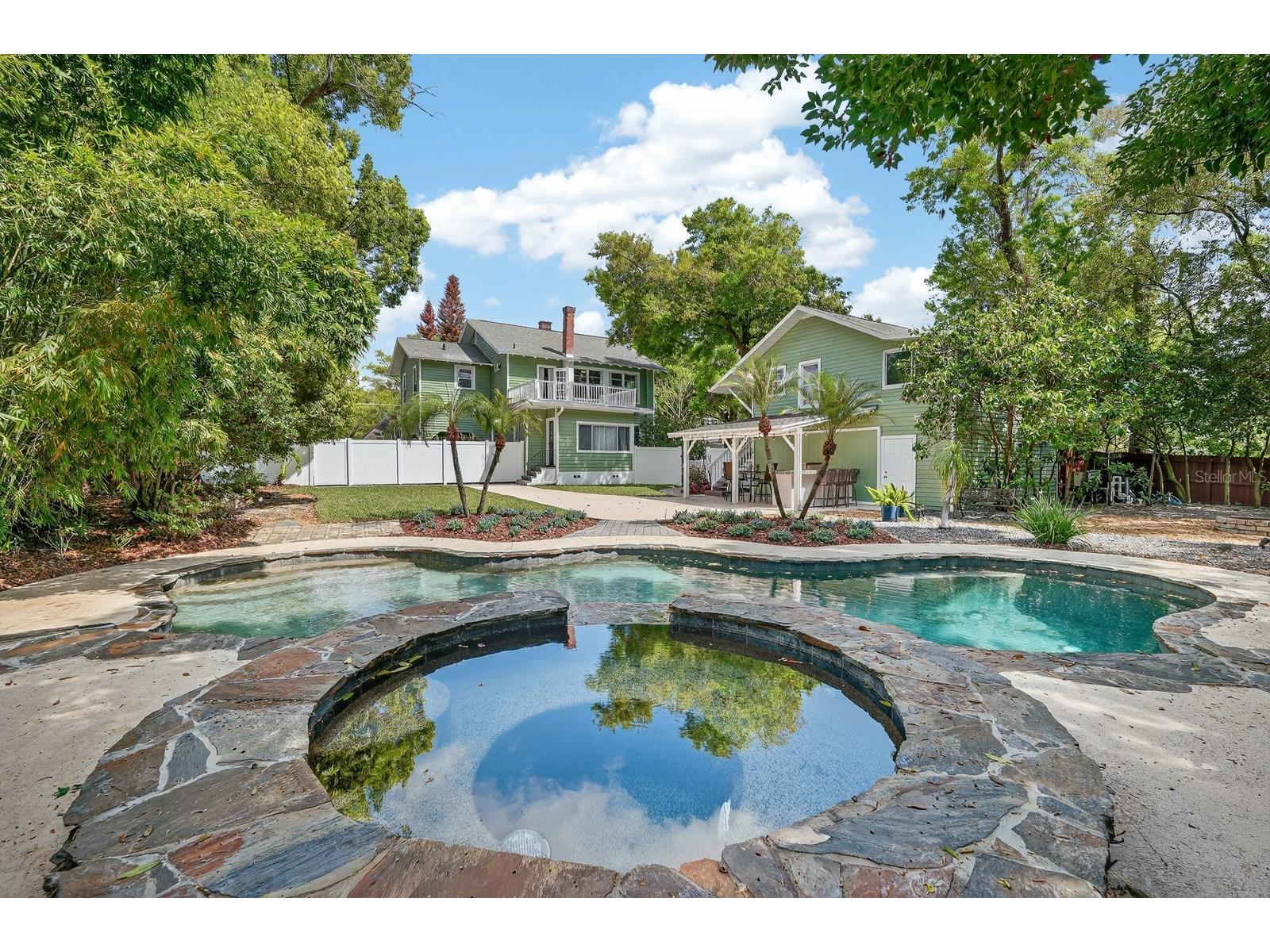 346 E Kaley Street Orlando FL 32806 V4947949 image2