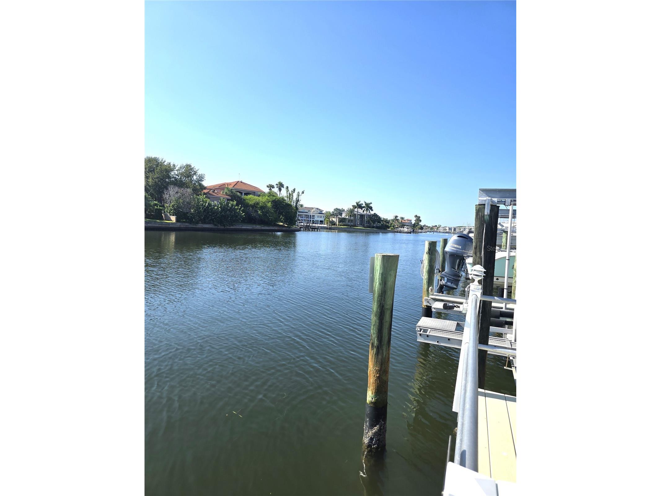 346 Madeira Circle Tierra Verde FL 33715 TB8466162 image19