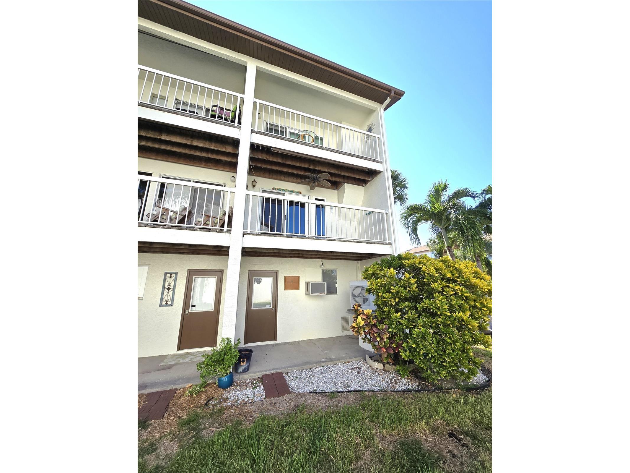 346 Madeira Circle Tierra Verde FL 33715 TB8466162 image25
