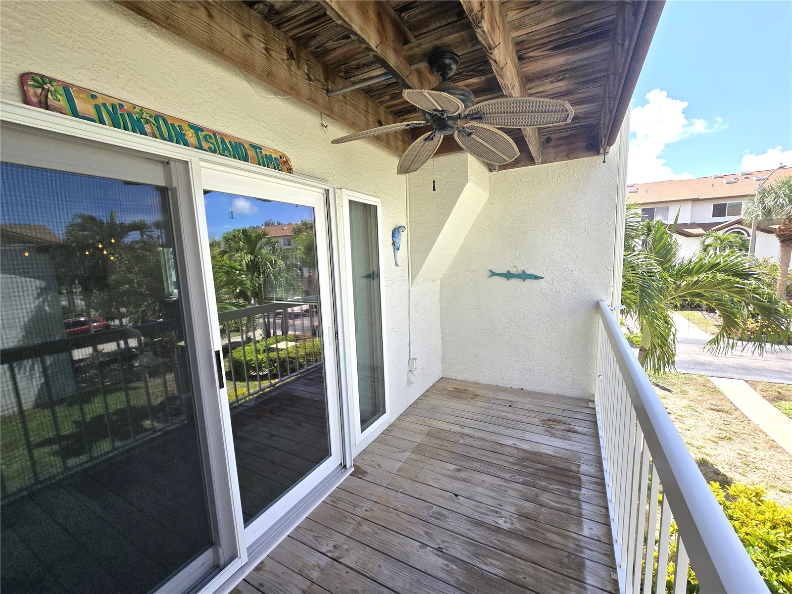 346 Madeira Circle Tierra Verde FL 33715 TB8466162 image6