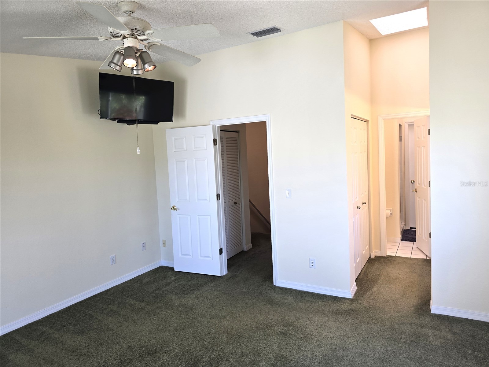 346 Madeira Circle Tierra Verde FL 33715 TB8466162 image9