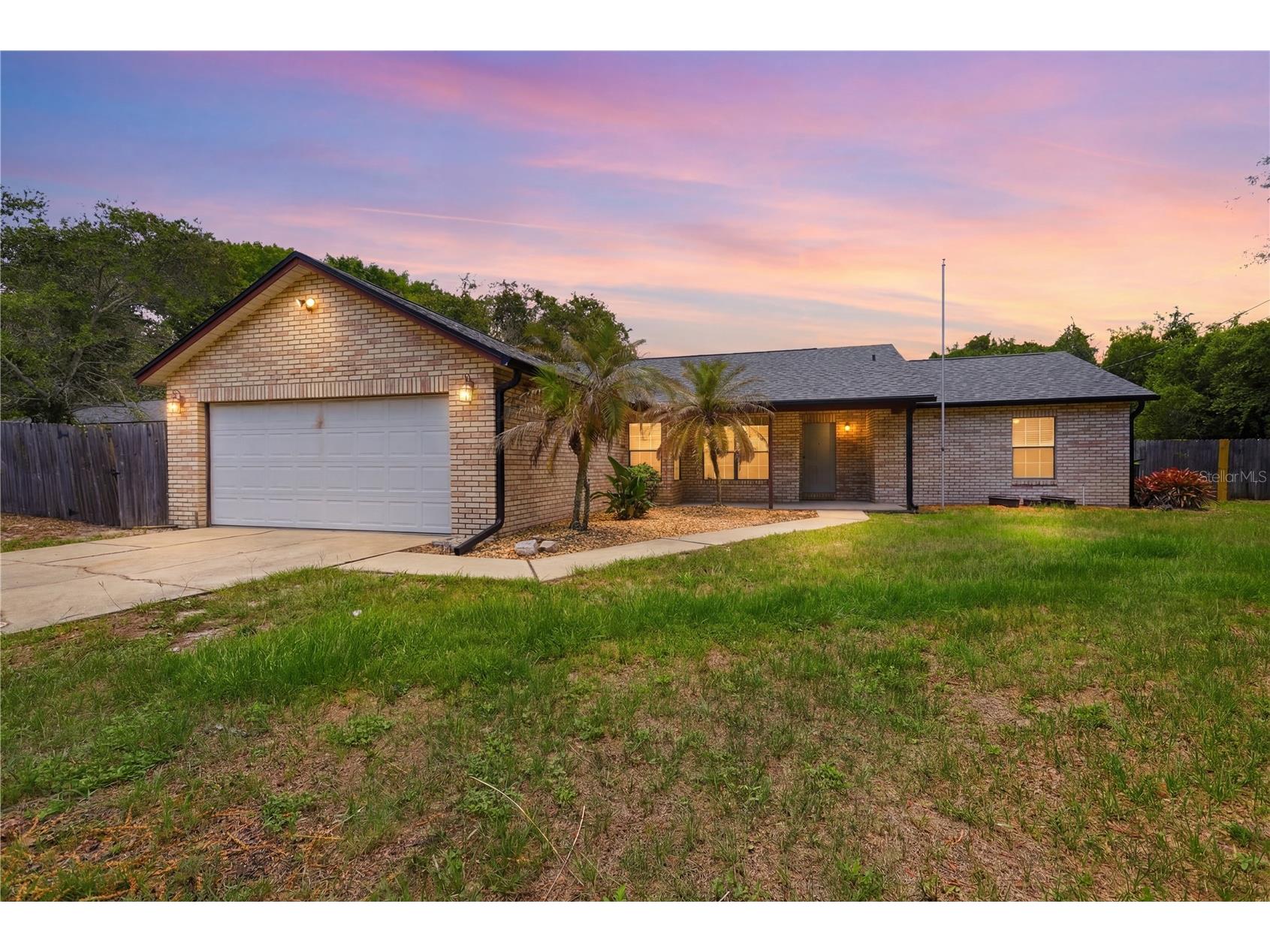 346 Riviera Drive Debary FL 32713 V4949692 image1