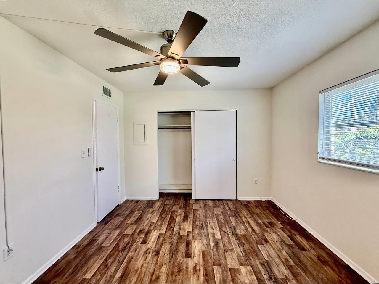 3460 32nd Avenue N #101 Saint Petersburg FL 33713 TB8519782 image14