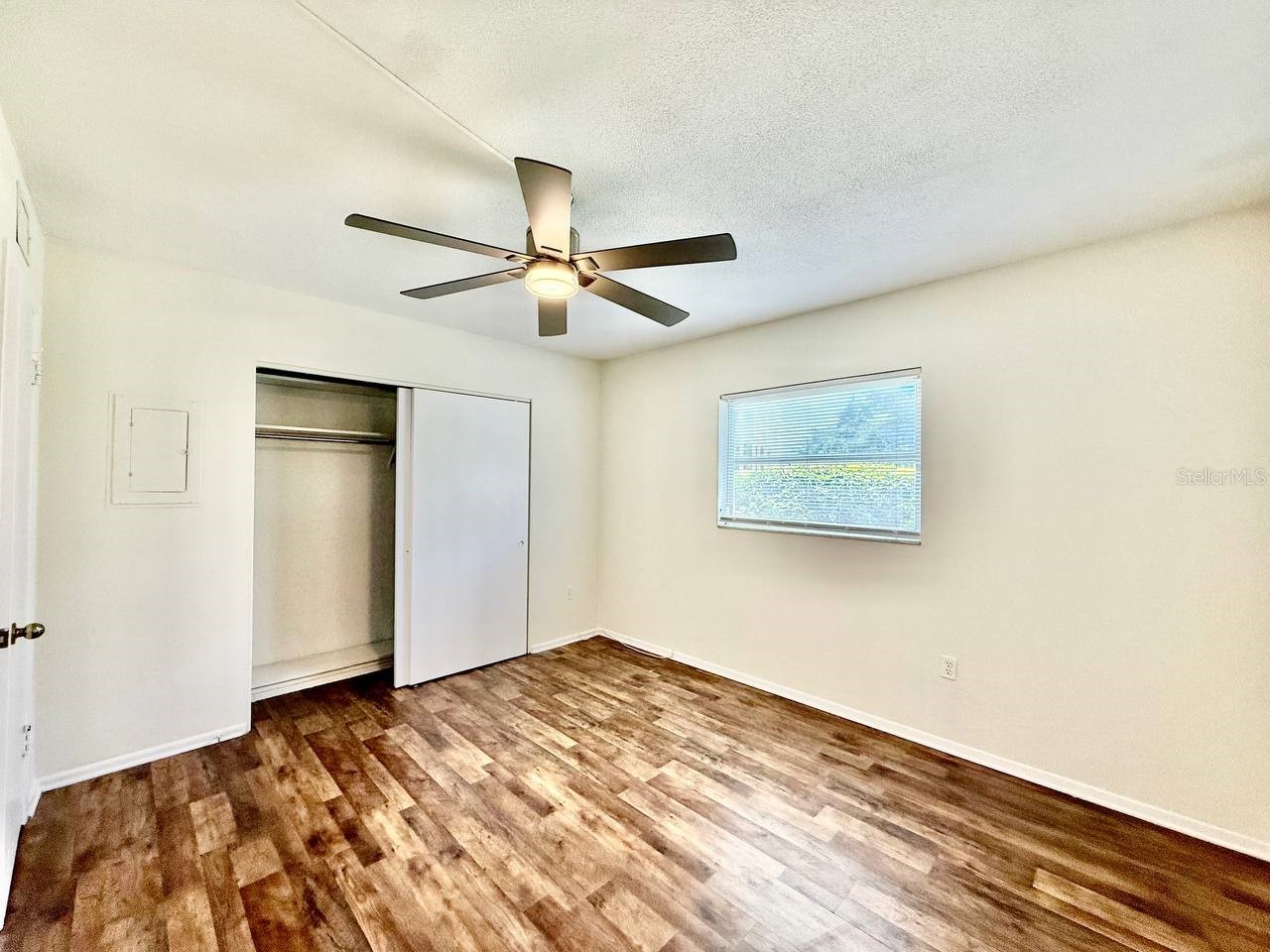 3460 32nd Avenue N #101B Saint Petersburg FL 33713 TB8497213 image13