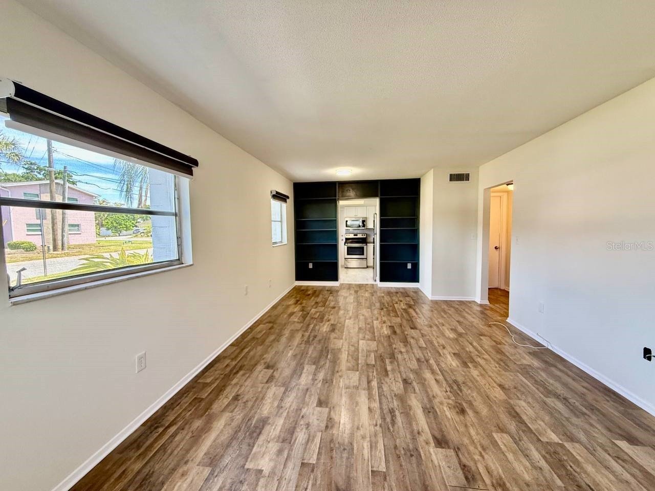 3460 32nd Avenue N #101B Saint Petersburg FL 33713 TB8497213 image2