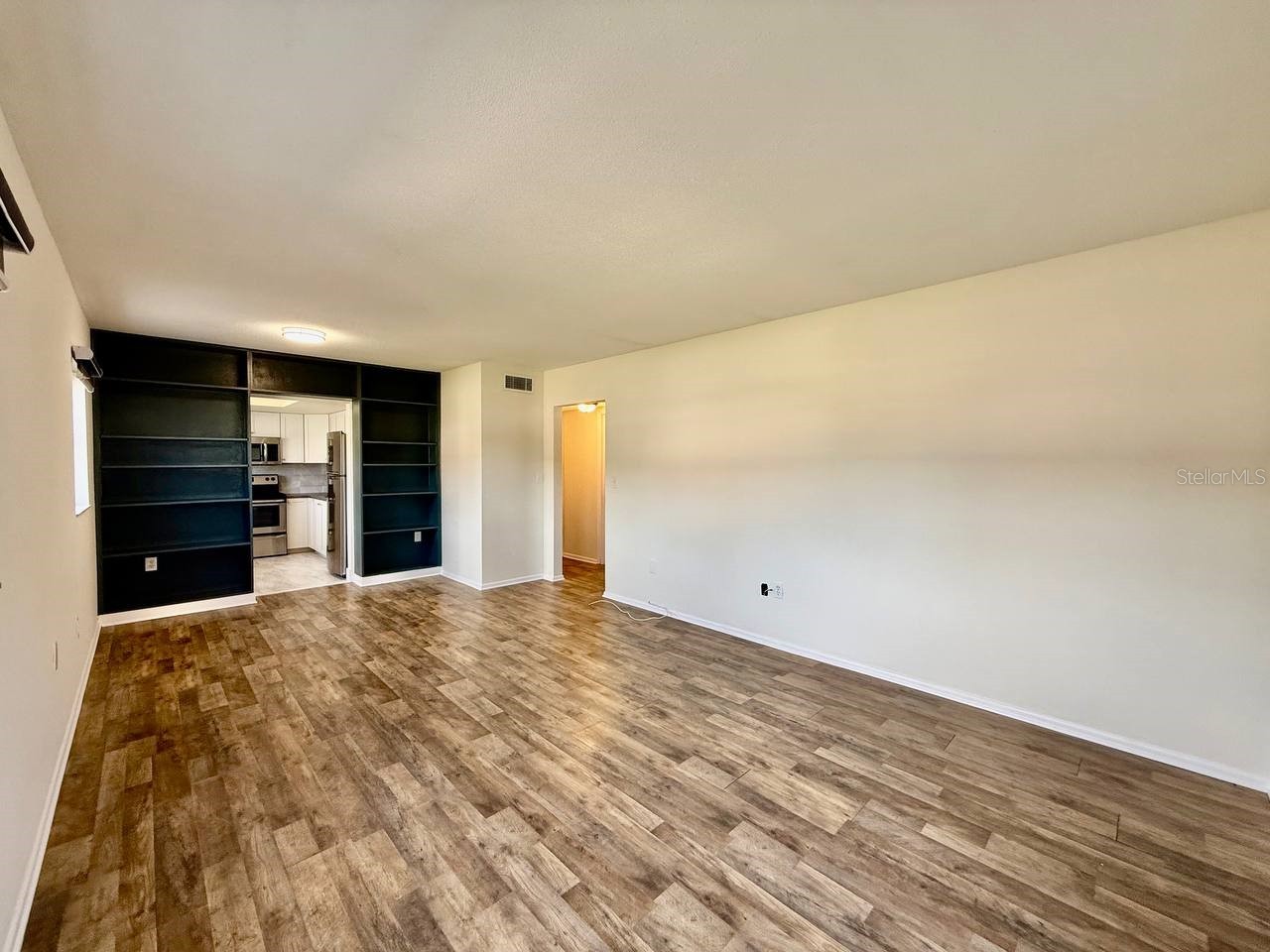 3460 32nd Avenue N #101B Saint Petersburg FL 33713 TB8497213 image4