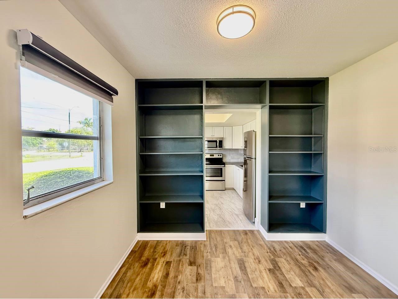 3460 32nd Avenue N #101B Saint Petersburg FL 33713 TB8497213 image6