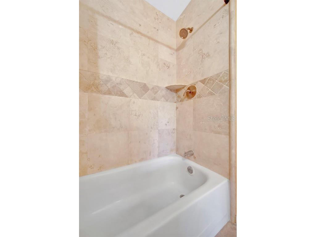 3460 32nd Avenue N #201 Saint Petersburg FL 33713 TB8436884 image18