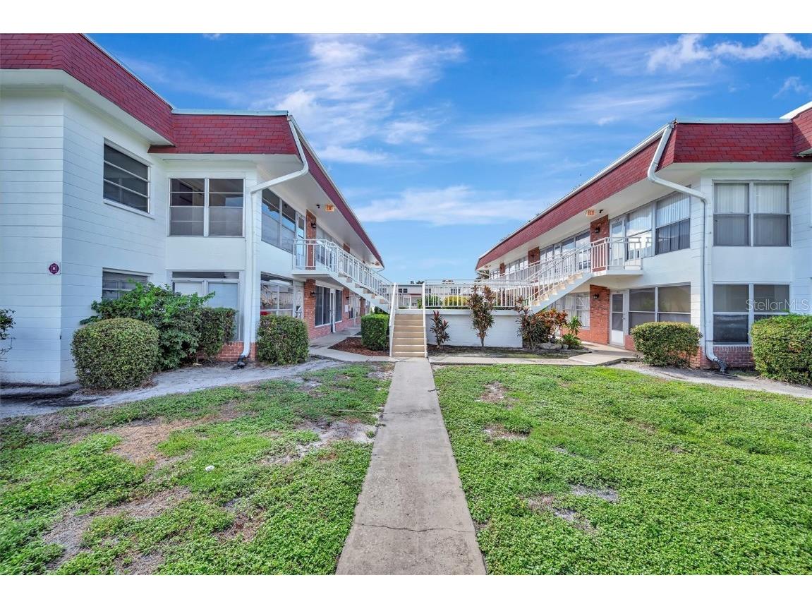 3460 32nd Avenue N #201 Saint Petersburg FL 33713 TB8436884 image25