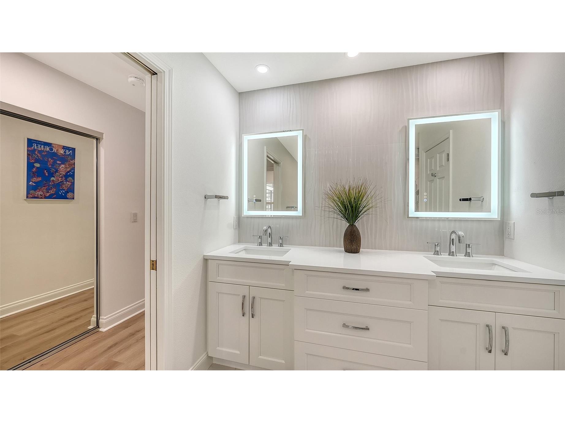 3460 Winding Oaks Drive #38 Longboat Key FL 34228 A4695005 image25