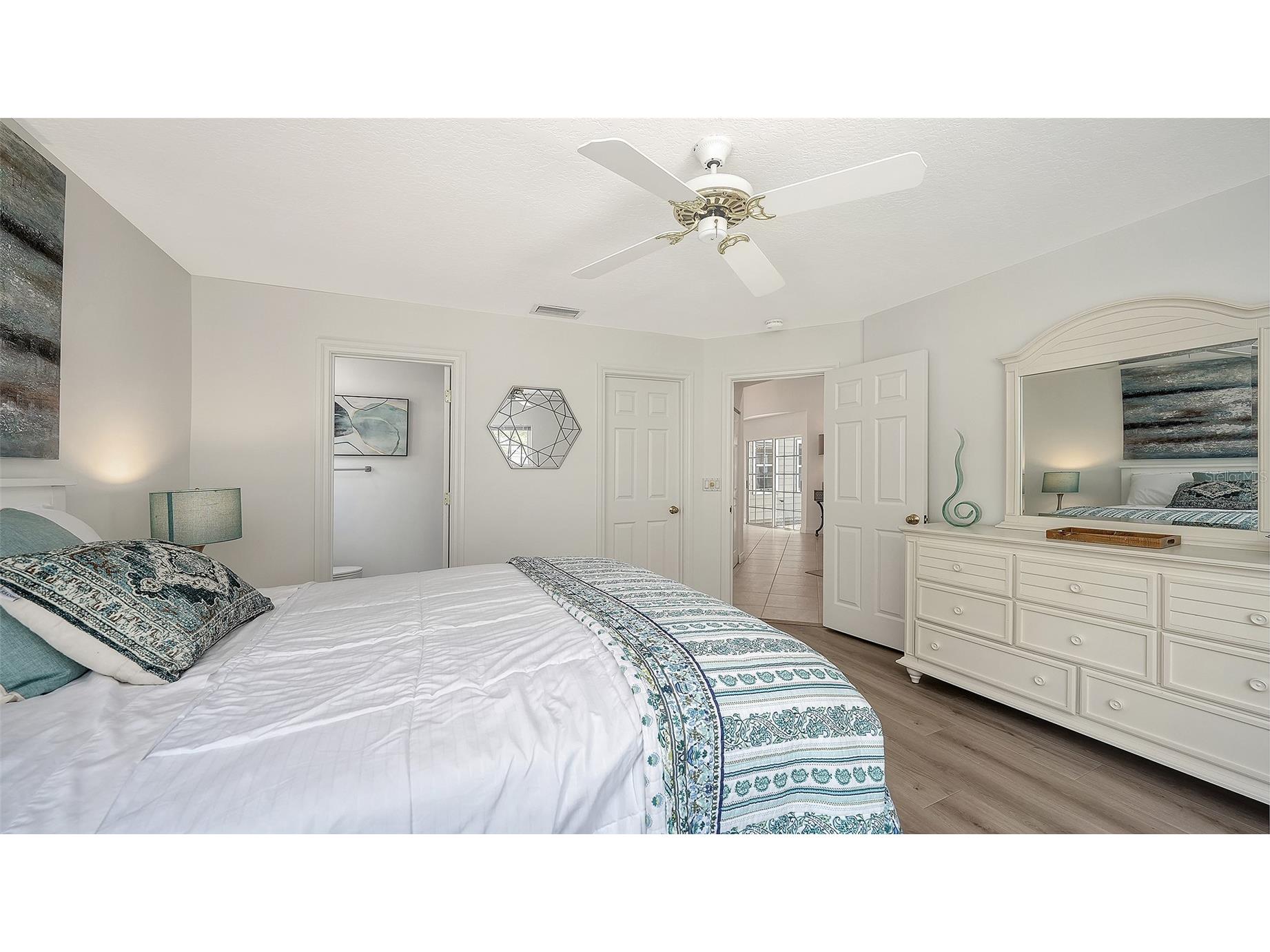 3460 Winding Oaks Drive #38 Longboat Key FL 34228 A4695005 image27