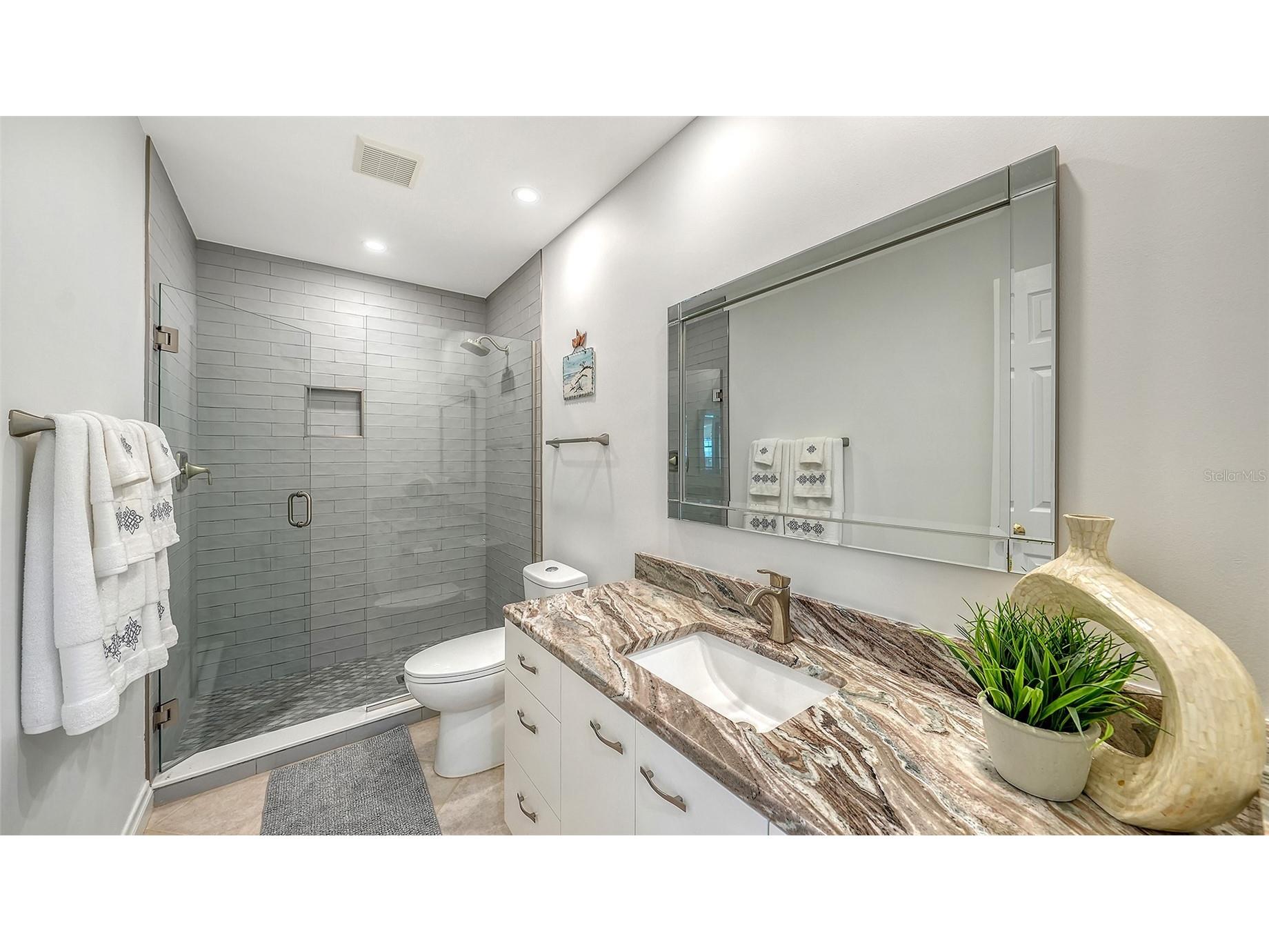 3460 Winding Oaks Drive #38 Longboat Key FL 34228 A4695005 image31
