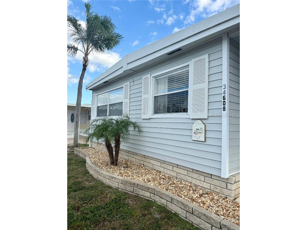 34608 Pine Drive N Pinellas Park FL 33781 TB8438888 image1