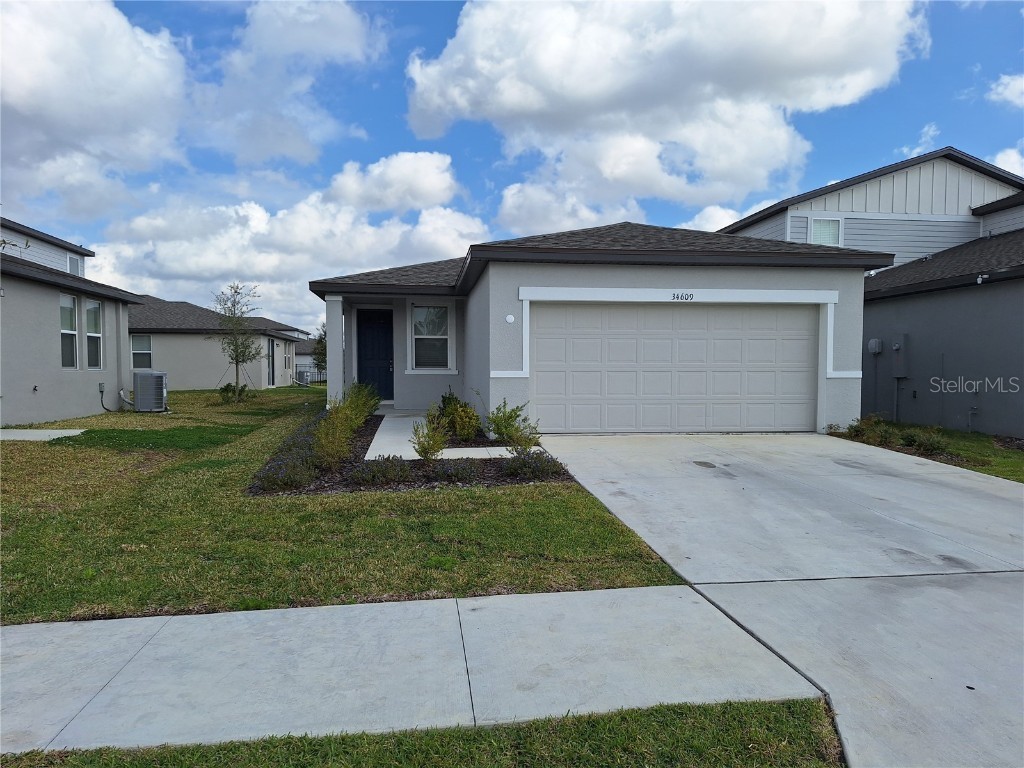 34609 Telluride Lane Zephyrhills FL 33541 T3505508 image1