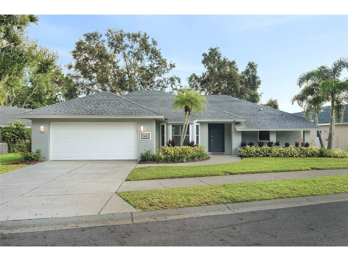 3461 Crystal Lakes Court Sarasota FL 34235 A4670891 image1