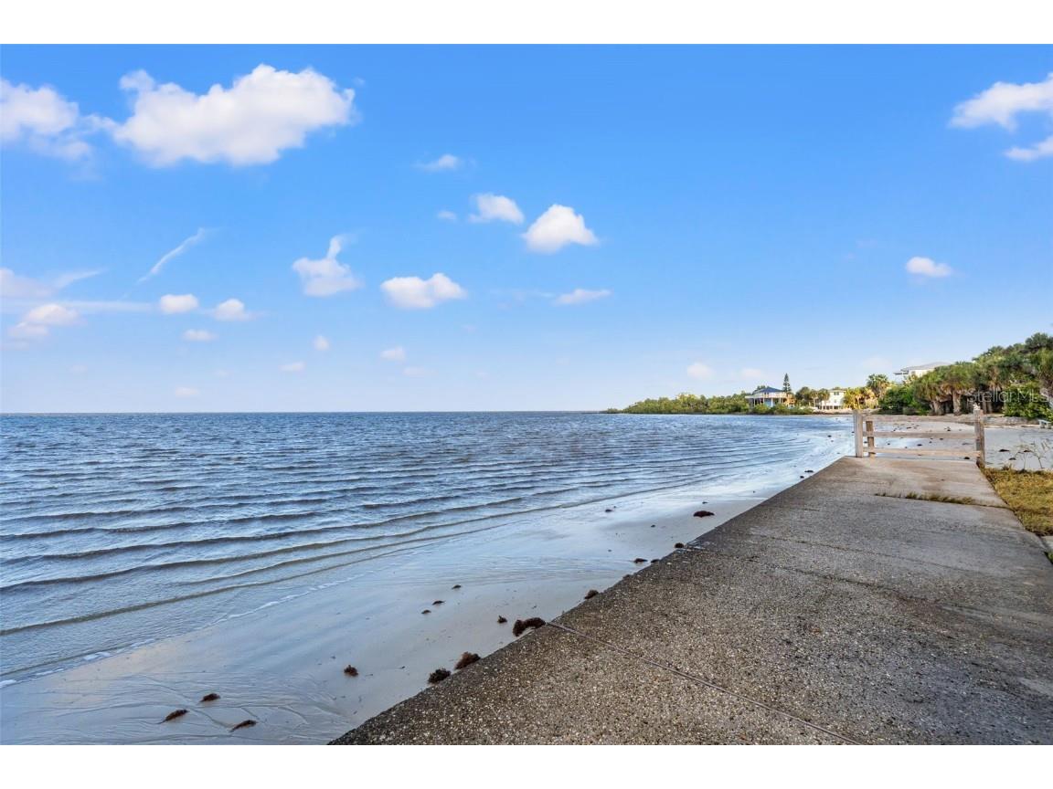 3461 Gum Drive Weeki Wachee FL 34607 W7878693 image6