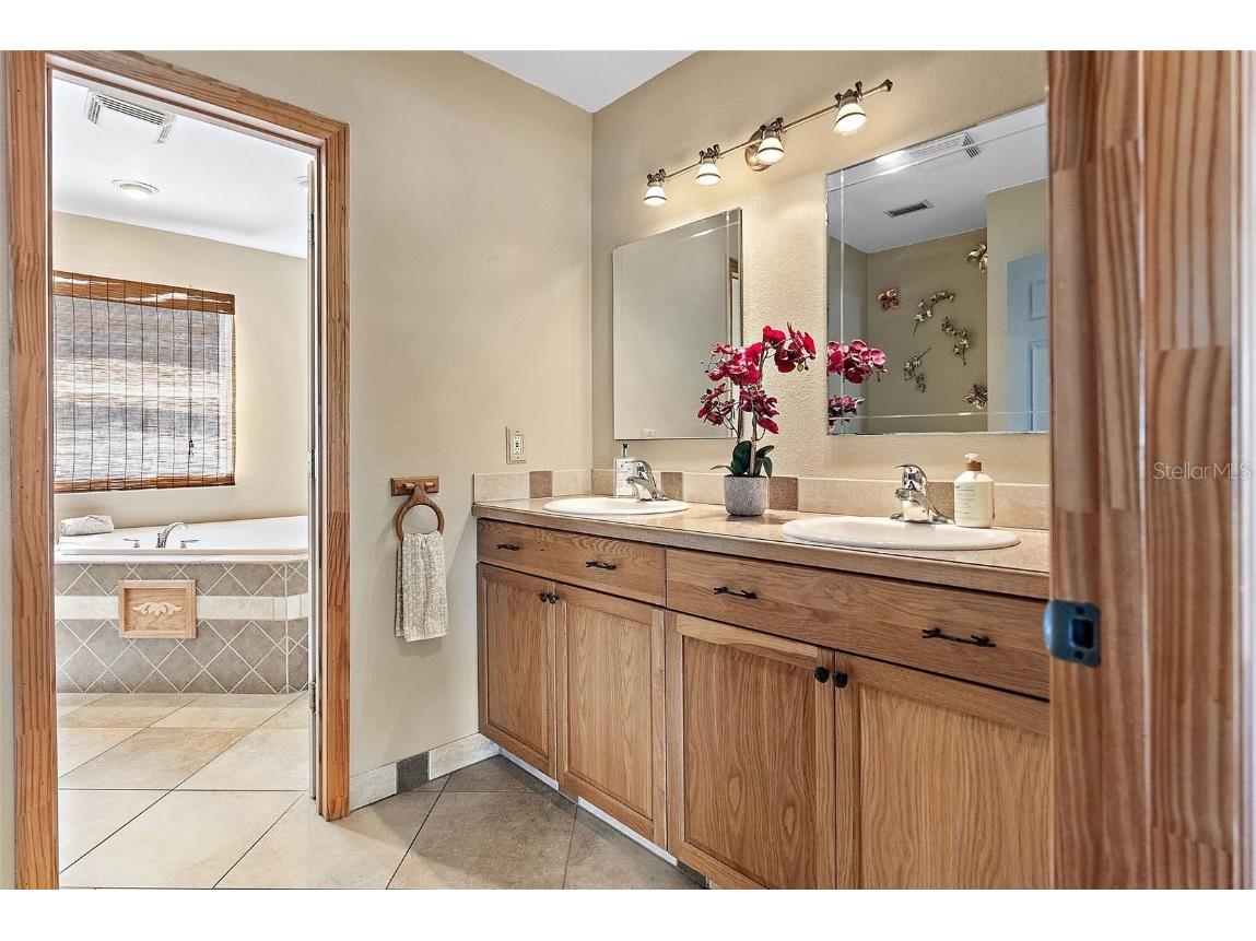 3464 79th Way N Saint Petersburg FL 33710 TB8407745 image24